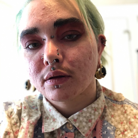 Meet your Posher, Lucien - Picture 1 of 1